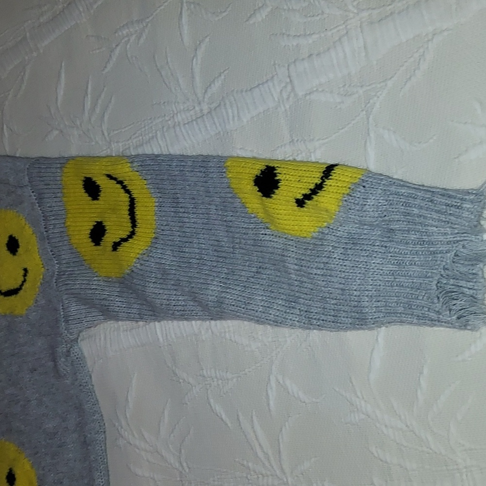 No Comment Crop Sweater - Picture 9 of 9